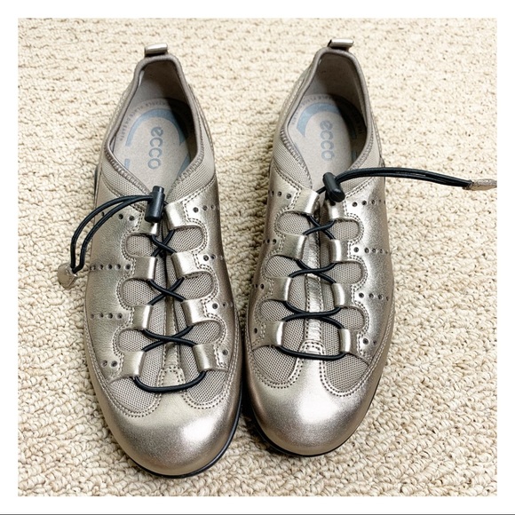 ecco vibration ii toggle sneaker